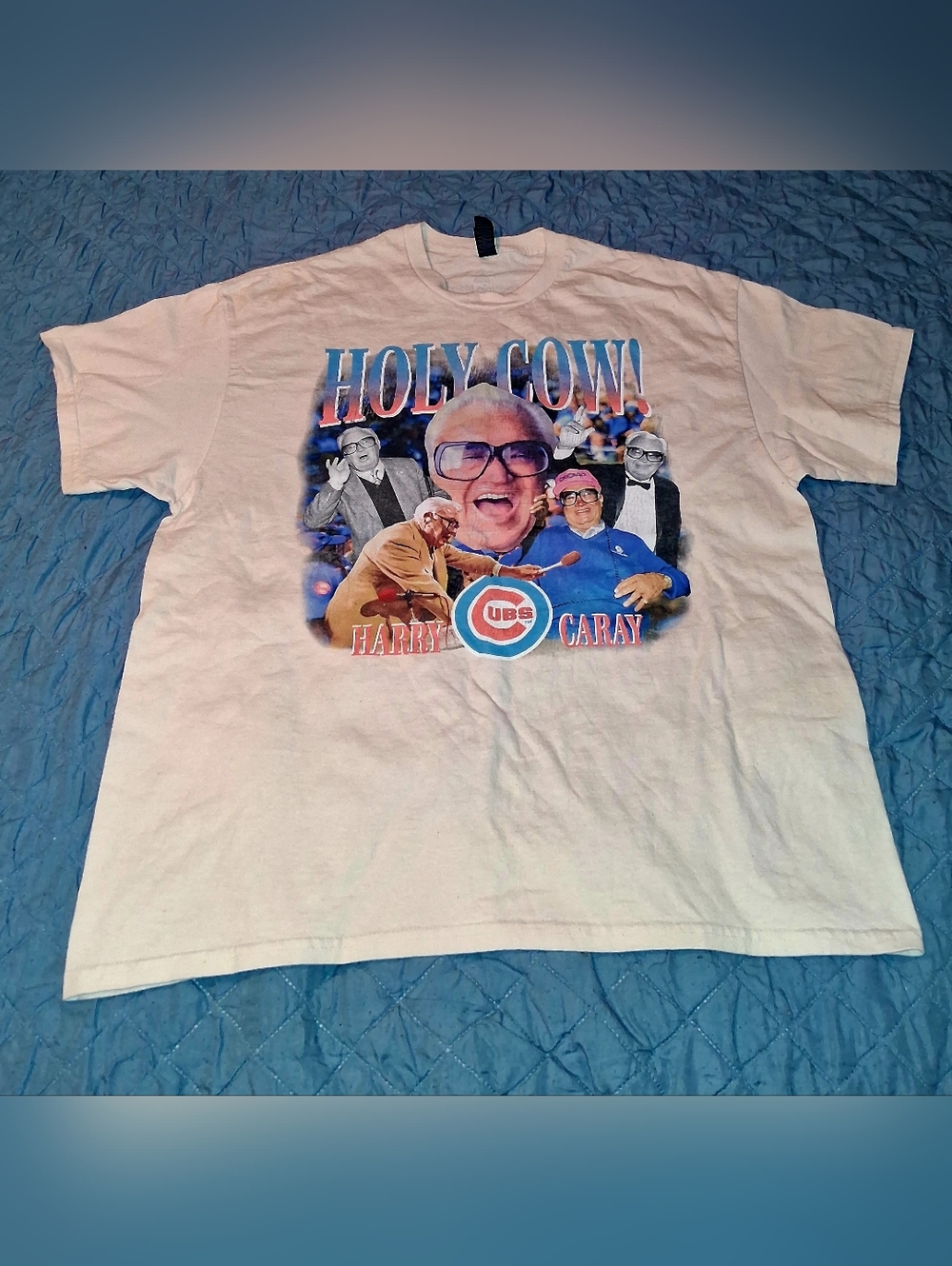 Chicago Cubs "Holy Cow!" Harry Caray Sz XL graphic t-shirt by Gildan.